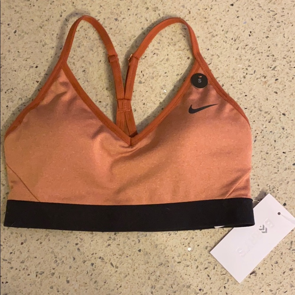 Barry’s boot camp Nike sports bra
